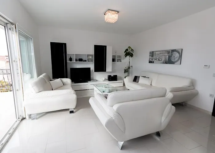 Penzion House Queens With Sea View 3*