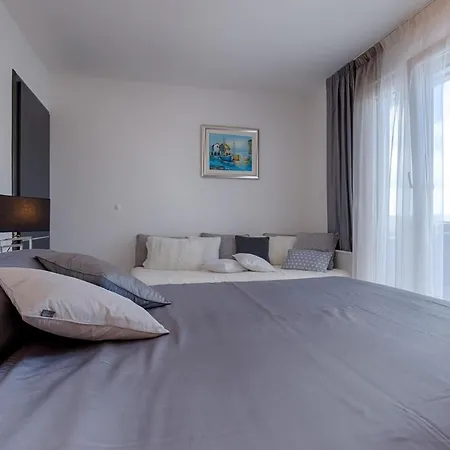 House Queens With Sea View Pensjonat