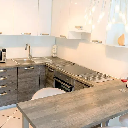 Pensjonat House Queens With Sea View Selce